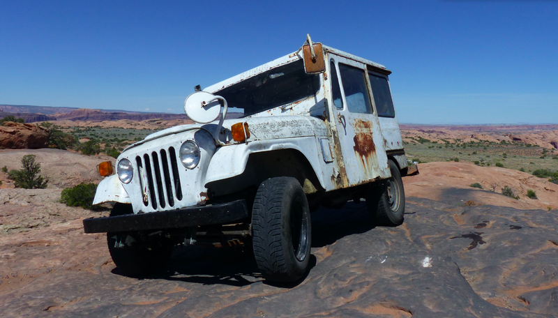 Illustration for article titled My $500 Two-Wheel Drive Postal Jeep Was a Beast Off-Road Until It Was Terrifying